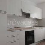 Rent 4 bedroom apartment of 80 m² in Rovegno