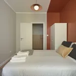 Rent a room in lisbon