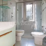 Rent 1 bedroom apartment of 40 m² in Milano