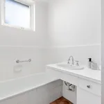 Rent 2 bedroom apartment in Glen Iris