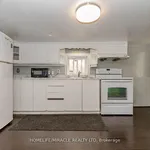 Rent 4 bedroom house in Toronto