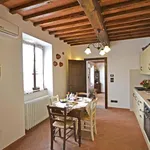 Rent 11 bedroom apartment of 240 m² in Cortona