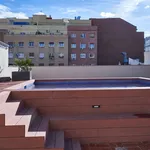 Rent 4 bedroom apartment of 50 m² in Barcelona