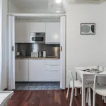 Rent 4 bedroom apartment of 50 m² in Milan