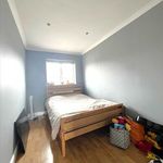 Rent 4 bedroom house in South East England