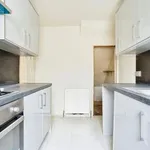 Rent 3 bedroom flat in Yorkshire And The Humber