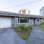 Maison de 1722 m² avec 3 chambre(s) en location à North Vancouver