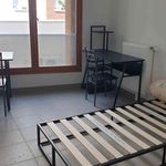 Rent 1 bedroom apartment of 18 m² in Montreuil