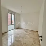 Affitto 3 camera appartamento di 102 m² in Seregno