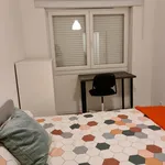 Rent 4 bedroom apartment in Lisbon