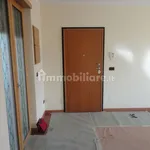 Rent 4 bedroom apartment of 100 m² in Bari