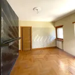 Rent 5 bedroom apartment of 160 m² in Rome