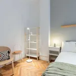 Rent a room in turin