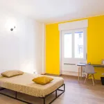 Rent a room of 80 m² in milan