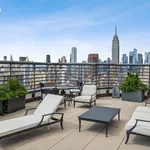 Rent 2 bedroom apartment of 89 m² in New York