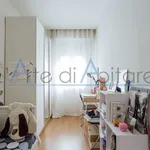 Rent 4 bedroom apartment of 90 m² in Padova