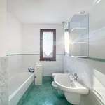 Rent 2 bedroom apartment of 85 m² in altopascio