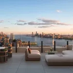 Rent 1 bedroom apartment of 700 m² in Manhattan