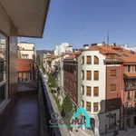 Rent 4 bedroom apartment of 133 m² in Oviedo