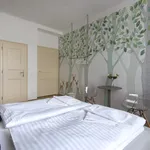 Rent a room of 90 m² in Prague