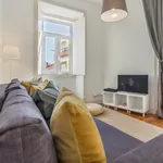 Rent 2 bedroom apartment of 75 m² in Lisbon