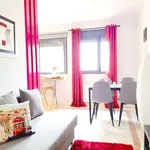 Rent 1 bedroom apartment of 50 m² in Lisbon