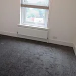 Rent 4 bedroom flat in South West England