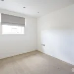 Rent 2 bedroom apartment in Edinburgh