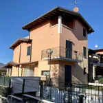 Rent 5 bedroom house of 285 m² in Calvagese della Riviera