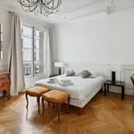 Rent 3 bedroom apartment of 100 m² in Paris