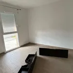 Appartement de 110 m² avec 5 chambre(s) en location à Toussieu