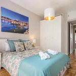 Rent 3 bedroom apartment of 120 m² in Porto