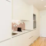 Rent 1 bedroom apartment of 60 m² in porto