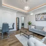 Rent 3 bedroom apartment of 99 m² in London