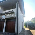 Rent 5 bedroom house of 333 m² in Cavazzale