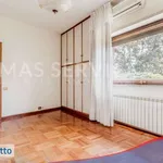 Affitto 6 camera casa di 473 m² in Rome