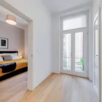 Pronajměte si 1 ložnic/e byt o rozloze 61 m² v Prague