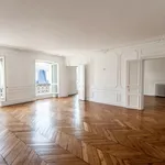 Rent 4 bedroom apartment of 218 m² in Paris