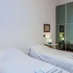 Rent 1 bedroom apartment of 60 m² in milan