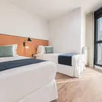 Rent 3 bedroom apartment of 980 m² in Madrid