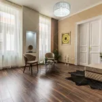 Rent 3 bedroom apartment of 97 m² in Budapest