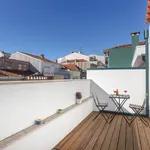 Rent 2 bedroom apartment of 64 m² in Porto