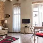 Rent 1 bedroom apartment of 56 m² in valencia