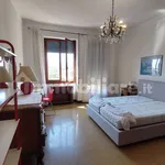 Rent 5 bedroom apartment of 166 m² in Genoa