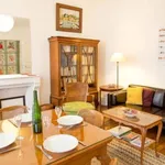 Rent 2 bedroom apartment of 550 m² in Paris