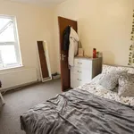 Rent 4 bedroom flat in West Midlands