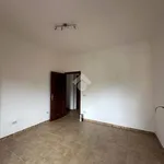 Affitto 3 camera appartamento di 90 m² in Roma