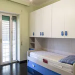 Rent a room of 88 m² in rome