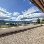 Exklusives Terrassenhaus mit Seesicht und elegantem Innenausbau Andere schöne Objekte