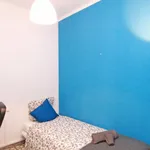 Rent 4 bedroom apartment in Barcelona